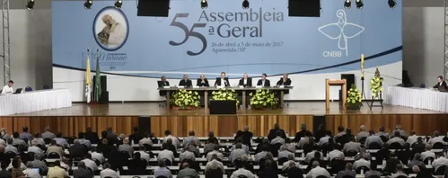 
				
					CNBB pede que fiéis votem em candidatos 'ficha limpa' e alerta contra 'fake news'
				
				