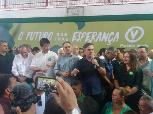 
				
					Lucélio Cartaxo é confirmado como pré-candidato ao governo durante evento do PV
				
				