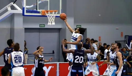 
				
					Basquete Unifacisa recebe o lanterna Cerrado visando G-2 na Liga Ouro
				
				