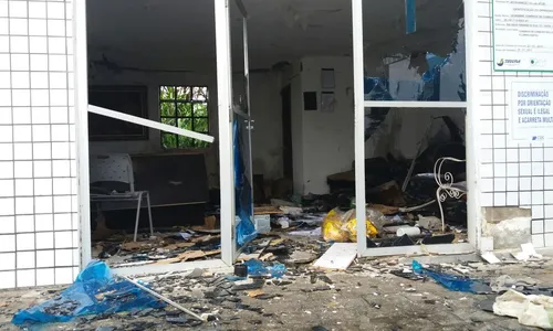 
                                        
                                            Grupo armado explode cofre em posto de combustíveis e foge com dinheiro
                                        
                                        