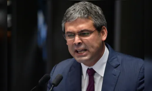 
				
					TJ mantém bloqueio de bens de senador paraibano por irregularidades em convênio
				
				