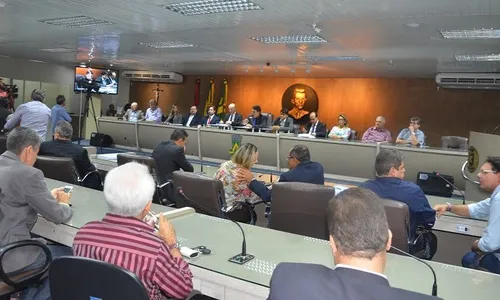 
                                        
                                            Câmara de Campina Grande debate Plano de Desenvolvimento para 2035
                                        
                                        