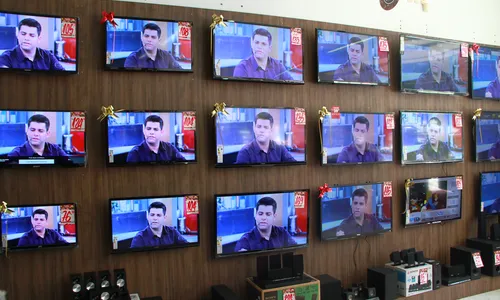 
                                            Preços de aparelhos de  TVs tem diferença de até R$ 1,1 mil em lojas
                                        
                                        