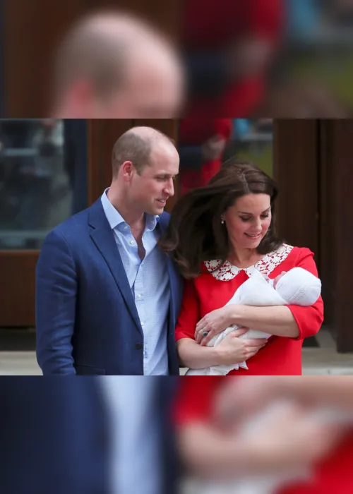 
                                        
                                            Kate Middleton e príncipe William deixam maternidade com terceiro filho
                                        
                                        