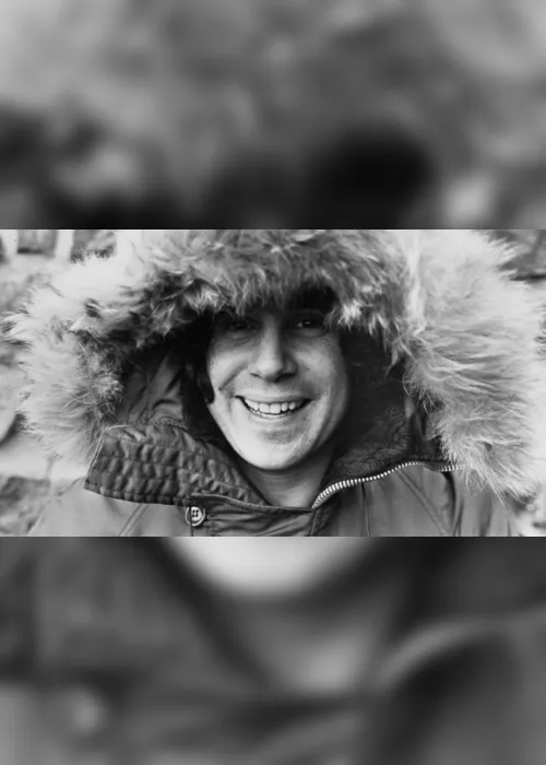 
                                        
                                            Jovem Paul Simon já flertava com a música do mundo
                                        
                                        