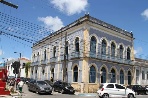 
				
					Prima inaugura sede própria nesta quinta e forma orquestra de piano
				
				