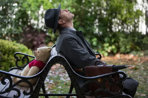 
				
					'Christopher Robin: Um Reencontro Inesquecível' ganha trailer inédito
				
				