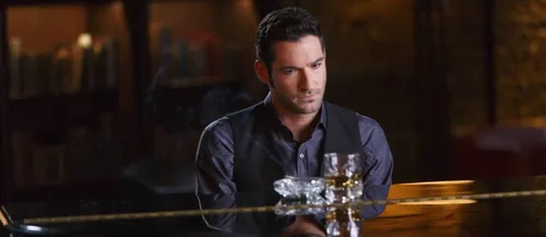 
				
					Antes do lançamento da terceira temporada, 'Lucifer' é cancelada pela Fox
				
				