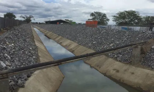 
                                        
                                            Obra de esgotamento sanitário perto do canal da transposição em Monteiro não foi iniciada, diz MPF
                                        
                                        