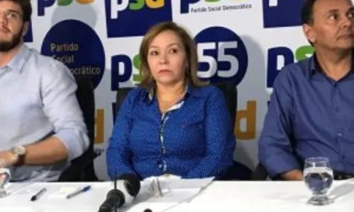 
                                        
                                            Eva Gouveia assume comando do PSD em convenção eclética
                                        
                                        