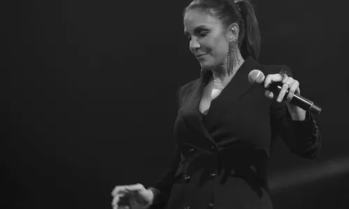 
                                        
                                            Ivete Sangalo se emociona no programa Altas Horas especial do Dia das Mães
                                        
                                        