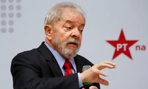 
                                        
                                            Justiça decide que Lula tem direito a assessores pagos do Estado mesmo preso
                                        
                                        