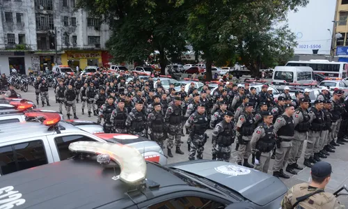 
                                        
                                            Operação Tiradentes II: Polícia Militar prende 39 suspeitos e recupera 10 veículos
                                        
                                        