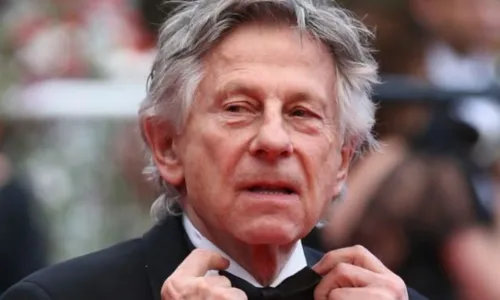 
                                        
                                            Academia do Oscar expulsa cineasta Roman Polanski e o ator Bill Cosby
                                        
                                        