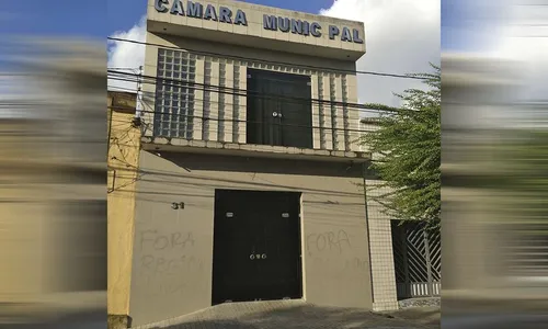 
                                        
                                            Reforma da Câmara Municipal de Santa Rita é suspensa por indícios de irregularidades
                                        
                                        