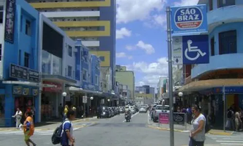 
                                        
                                            Romero lança plano para reabertura gradual do comércio de Campina Grande
                                        
                                        