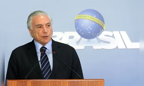 
				
					Temer deixa para Bolsonaro definição do valor do salário mínimo de 2019
				
				