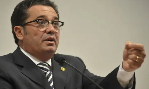 
                                        
                                            Vital do Rêgo diz que delação da OAS é 'matéria requentada'
                                        
                                        