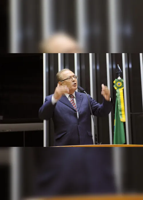 
                                        
                                            Marcondes Gadelha assume na Câmara Federal e ressalta trabalho operoso de Rômulo
                                        
                                        