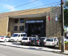 Juiz suspende contratos de R$ 411 mil de Defensoria Pública com empresas