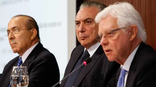 
				
					STF nega quebra de sigilo telefônico de Temer, mas mantém de ministros
				
				