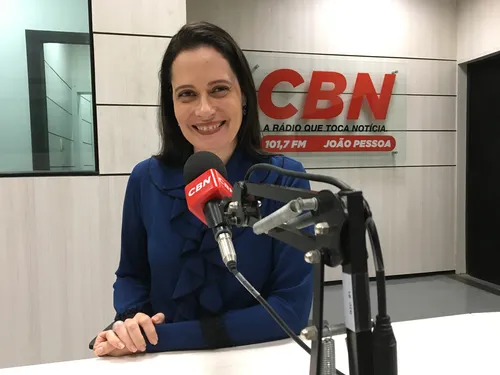 
				
					Carla Visani é a nova apresentadora da CBN em João Pessoa
				
				