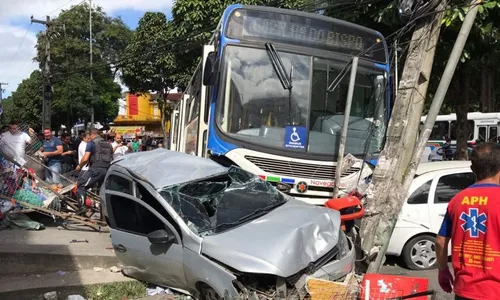 
                                        
                                            Motorista suspeito de provocar acidente de ônibus na Lagoa deve responder por lesão corporal
                                        
                                        