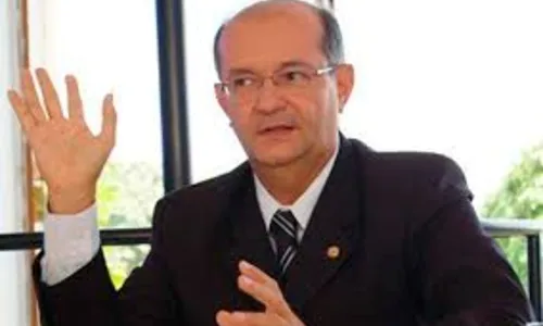 
                                        
                                            Juiz Aluizio Bezerra lança livro ‘Processo de Improbidade Administrativa’
                                        
                                        