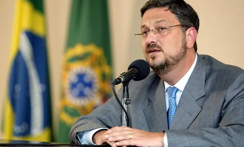 
                                        
                                            Justiça Federal homologa delação premiada de Antonio Palocci
                                        
                                        