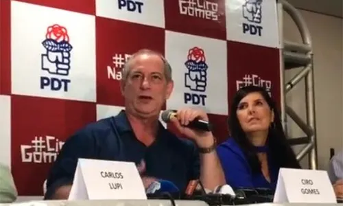 
                                        
                                            Com presença de Ciro, PDT lança pré-candidatura de Lígia Feliciano ao governo
                                        
                                        