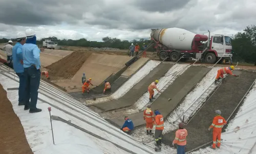 
                                        
                                            MPF quer conclusão de obras antes do bombeamento de águas no eixo norte
                                        
                                        