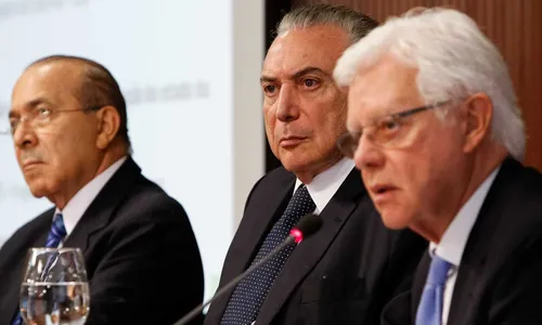 
                                        
                                            STF nega quebra de sigilo telefônico de Temer, mas mantém de ministros
                                        
                                        