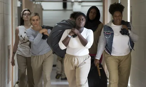 
                                        
                                            'Orange is the New Black' ganha data de estreia da sexta temporada
                                        
                                        