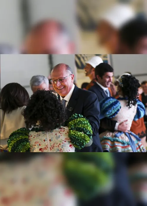
                                        
                                            Em Campina Grande, Alckmin promete vice do Nordeste
                                        
                                        