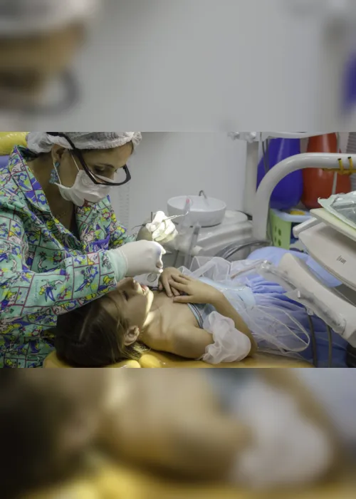 
                                        
                                            Mais 15 cidades da Paraíba vão receber R$ 301,48 mil para implantar consultórios odontológicos
                                        
                                        
