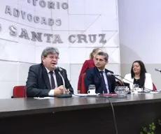 João Azevêdo firma compromisso para evitar fechamento de comarcas e reduzir custas processuais