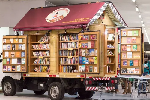 
				
					Brasil Mostra Brasil vai receber livraria móvel com 3.200 livros
				
				