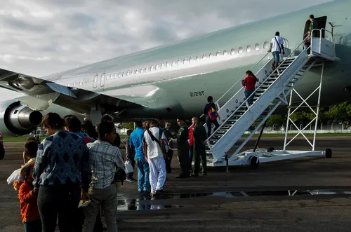 
				
					Refugiados da Venezuela são transferidos para a Paraíba
				
				