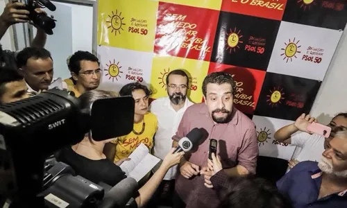 
                                        
                                            Boulos encerra caravana na Paraíba com visita a CG, terra natal da mãe
                                        
                                        