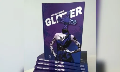 
				
					FLIP: mineiro radicado em CG lança 'Glitter' na Festa Literária de Paraty
				
				