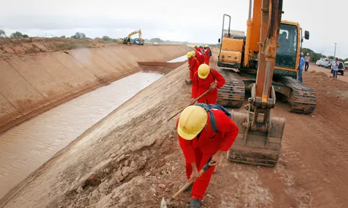 
                                        
                                            Transposição: MPF abre 5 inquéritos e cobra obras complementares do Eixo Norte na Paraíba
                                        
                                        