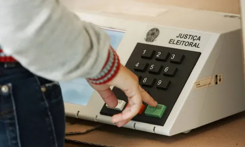 
                                        
                                            Tem dúvidas sobre o local de votação? Veja como consultar
                                        
                                        