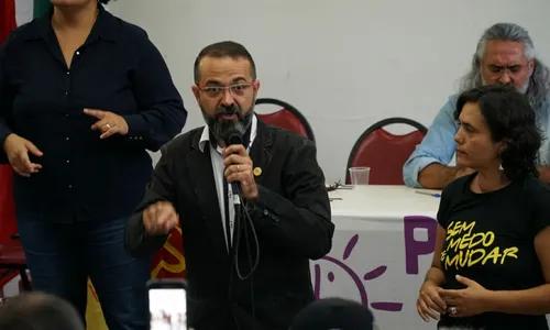 
                                        
                                            Psol homologa candidatura de Tárcio Teixeira ao governo do estado
                                        
                                        