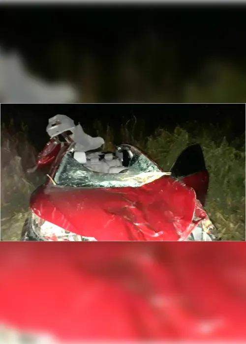 
                                        
                                            Acidente entre carro e animal deixa um morto e quatro feridos da mesma família
                                        
                                        