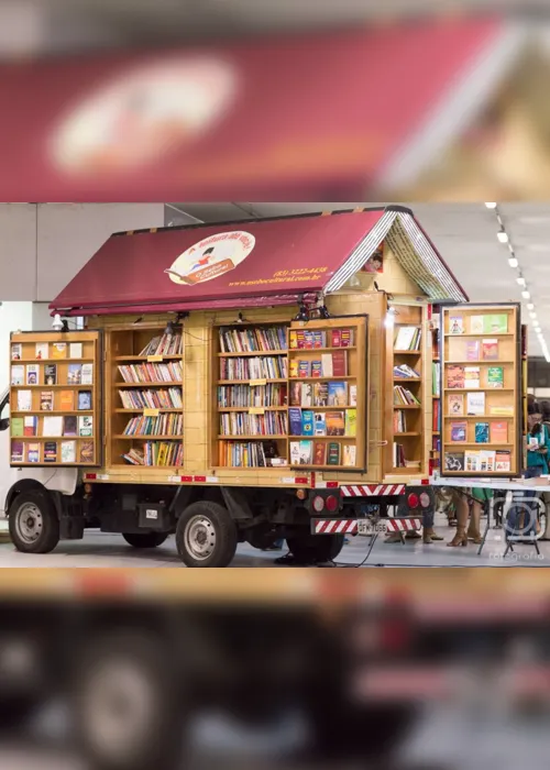 
                                        
                                            Brasil Mostra Brasil vai receber livraria móvel com 3.200 livros
                                        
                                        
