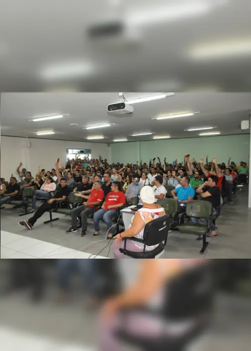 
                                        
                                            Servidores entram em greve por autonomia da UEPB e reajuste salarial
                                        
                                        