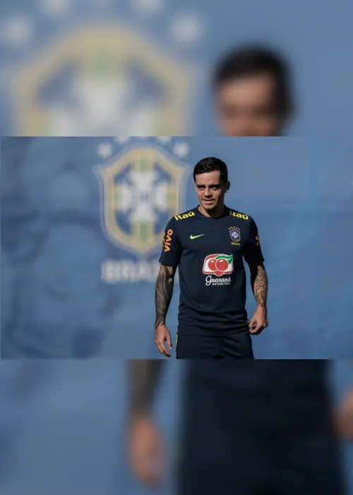 
                                        
                                            Em alerta com Fagner titular na Copa do Mundo, Corinthians observa laterais
                                        
                                        