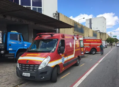 
				
					Funcionário de fábrica morre após ser soterrado por milho de silo que se rompeu em CG
				
				