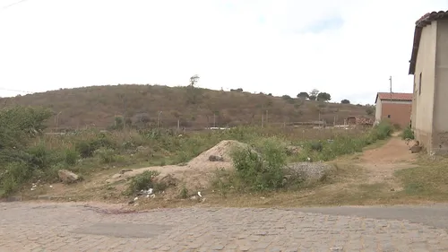 
				
					Homem é preso suspeito de matar amigo após briga por conta em bar
				
				