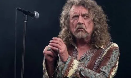 
				
					Robert Plant, o grande cantor do Led Zeppelin, chega aos 70 anos
				
				